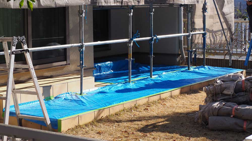 玄関周りの養生