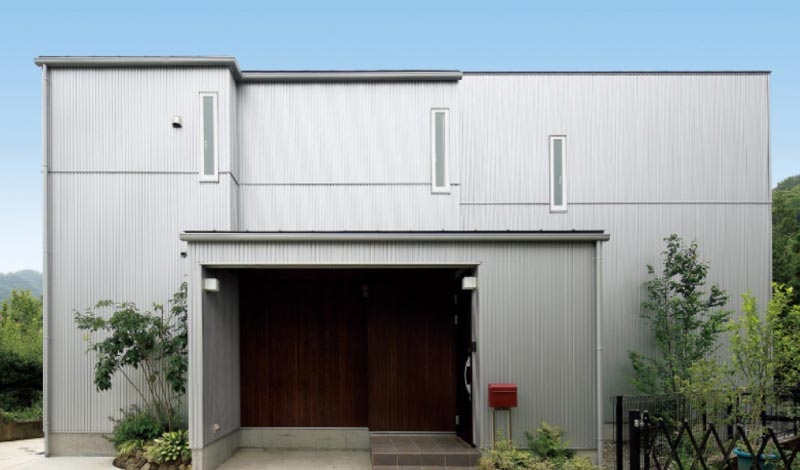 金属製外壁材 センターサイディング